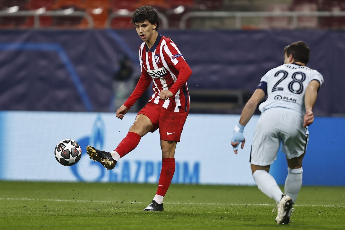 Joao Felix (z lewej)