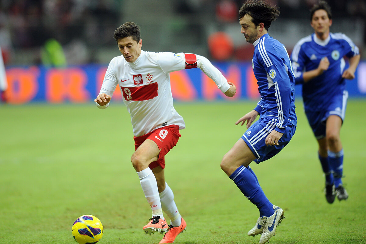Robert Lewandowski podczas meczu z San Marino