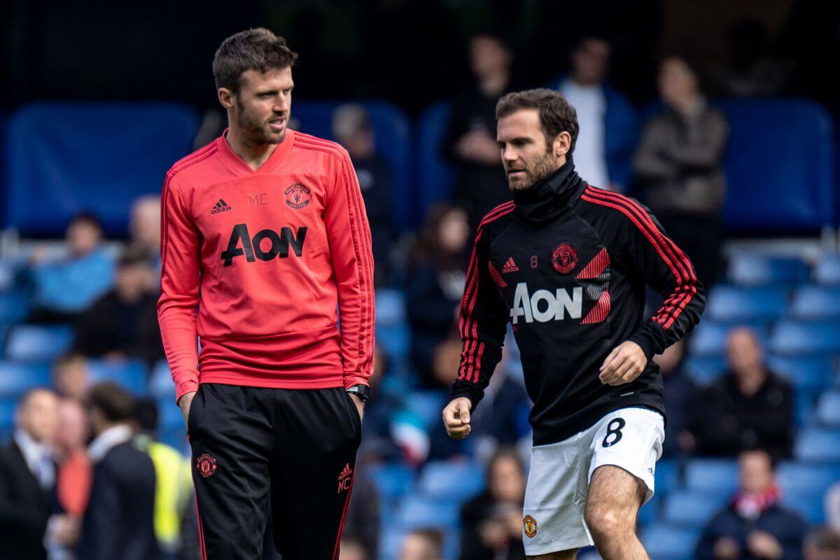 Michael CArrick (z lewej) i Juan Mata