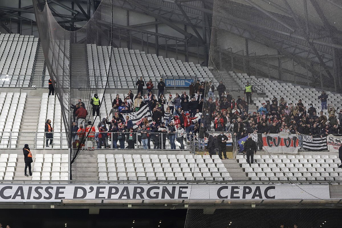 Kibice na Stade Velodrome w Marsylii