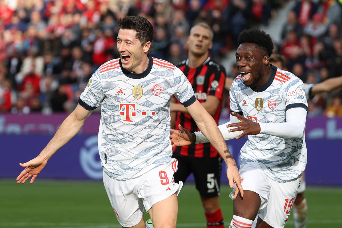 Robert Lewandowski i Alphonso Davies