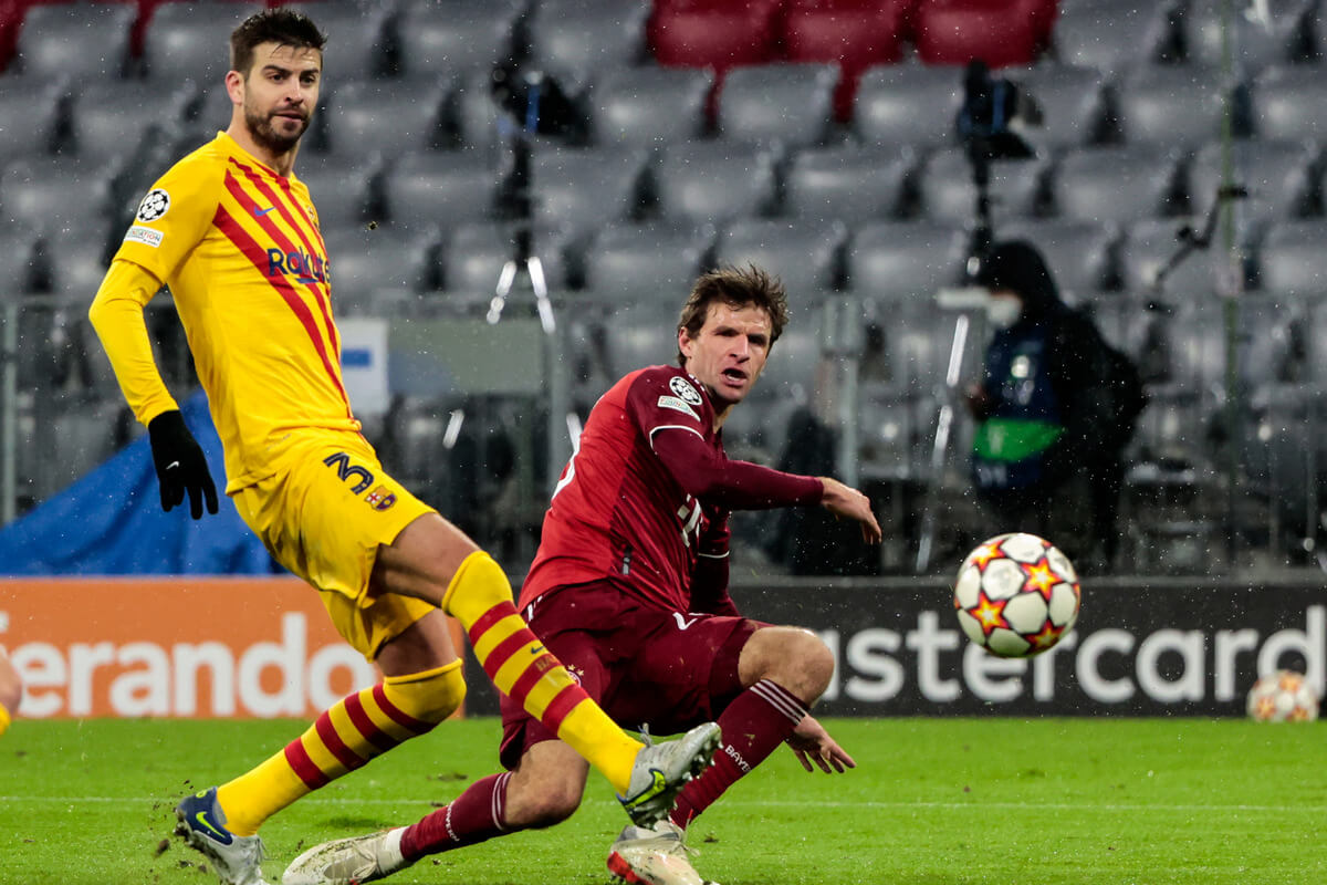 Gerard Pique i Thomas Mueller