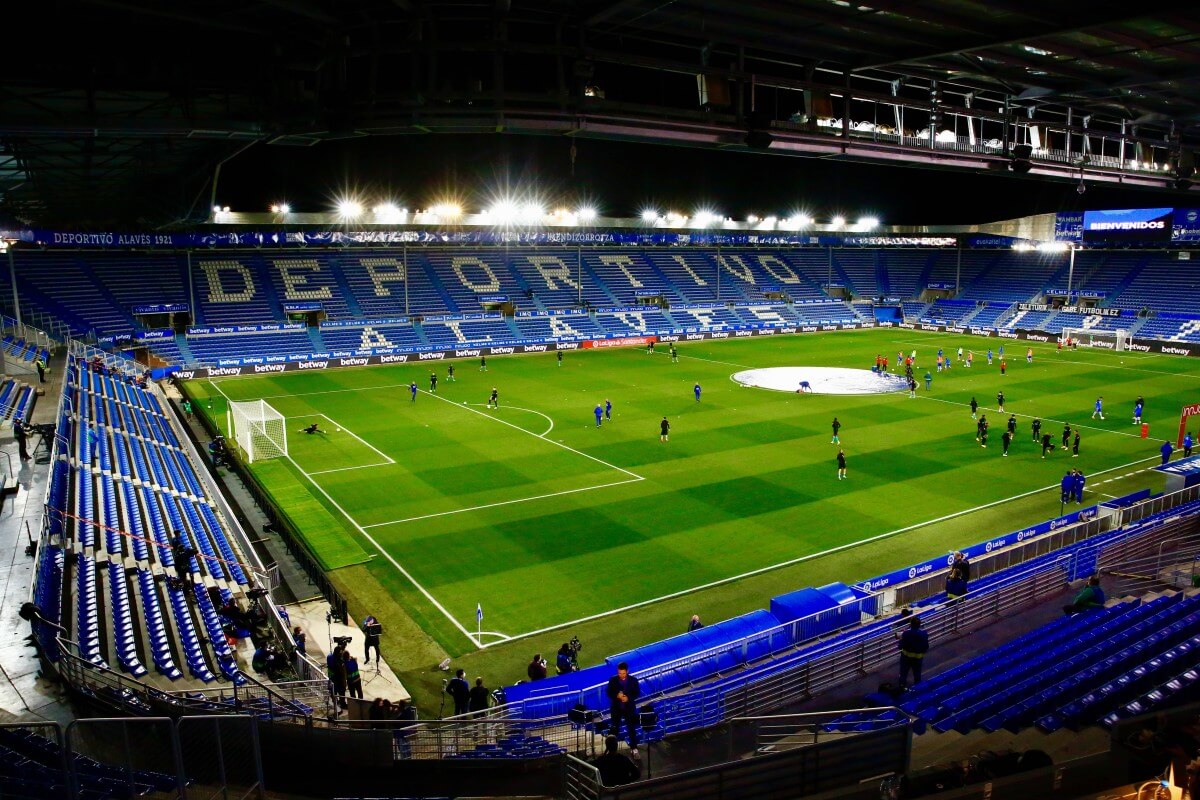 Estadio de Mendizorrotza