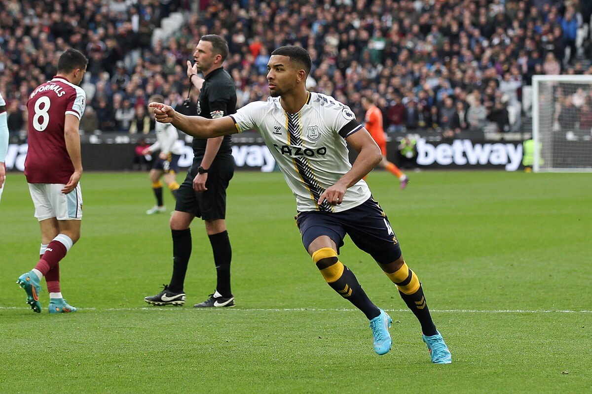 Mason Holgate