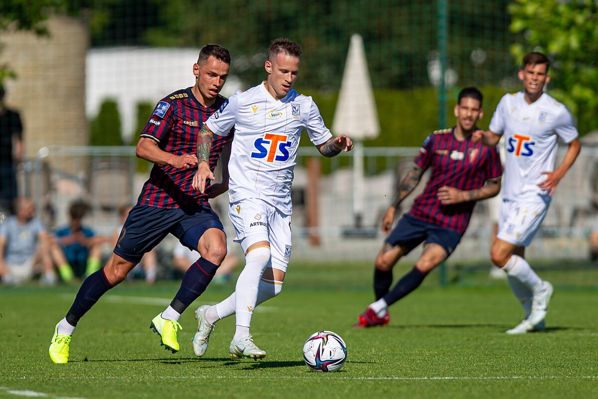 Sparing Lecha z Pogonią