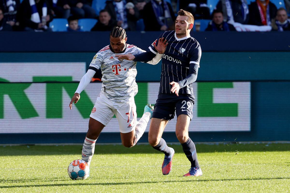 Serge Gnabry (z lewej)