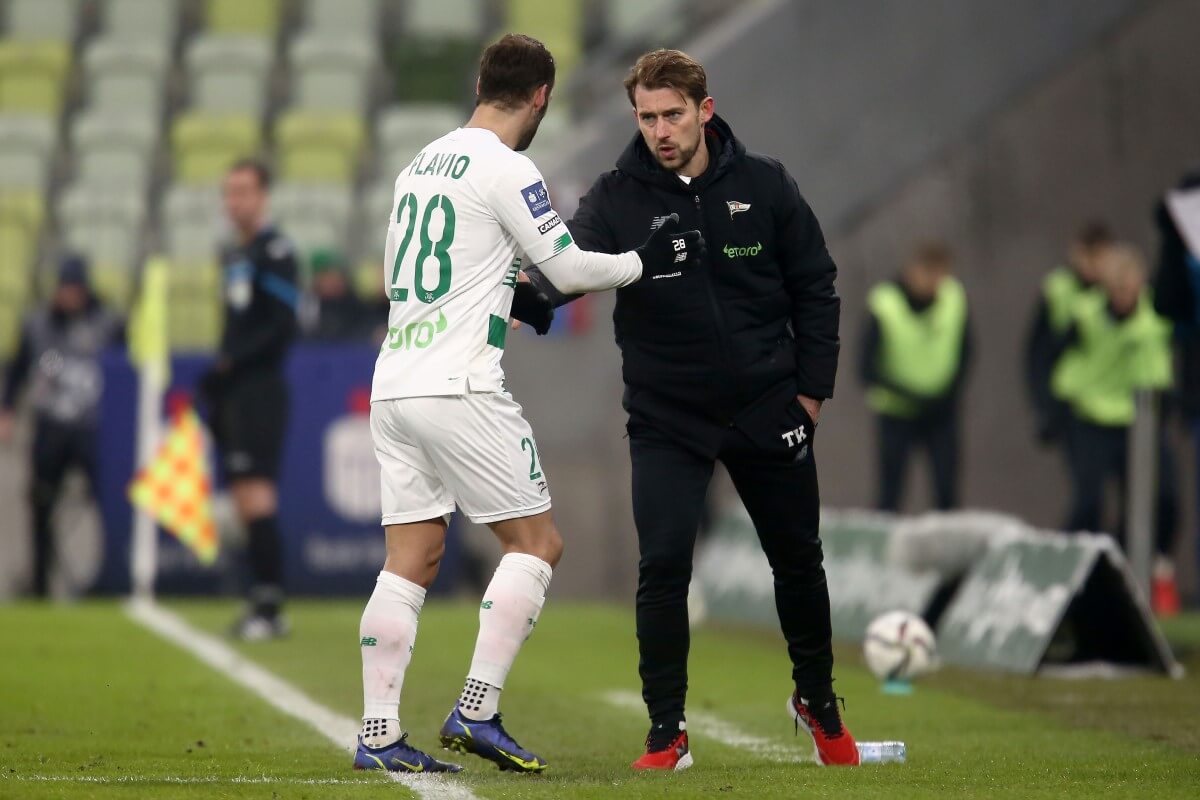 Flavio Paixao (L) i Tomasz Kaczmarek