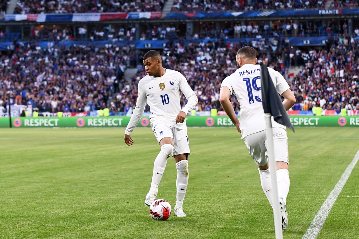 Kylian Mbappe i Karim Benzema