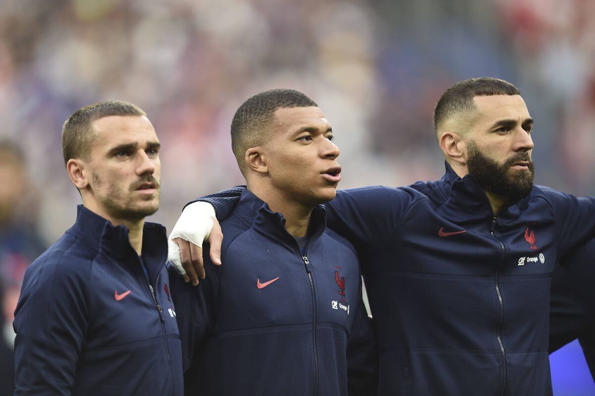 Antoine Griezmann, Kylian Mbappe i Karim Benzema