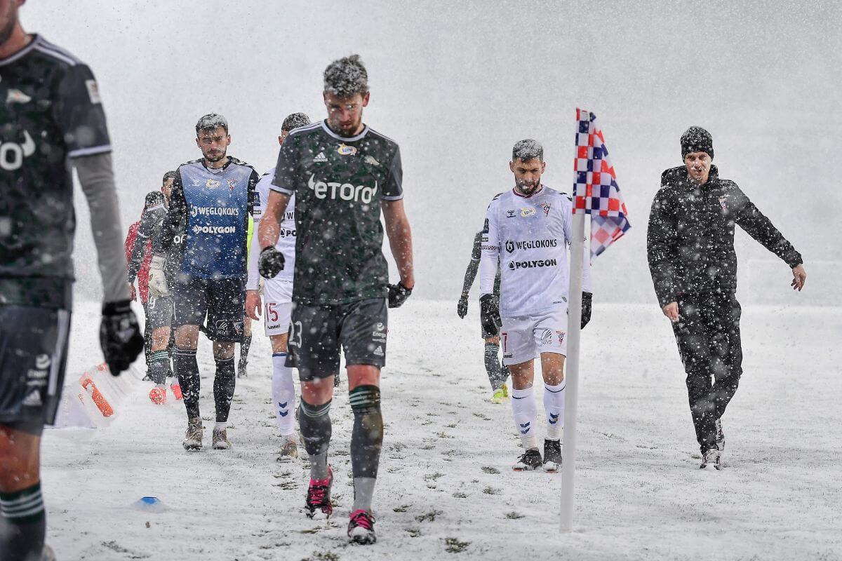 Piłkarze Górnika Zabrze i Lechii Gdańsk