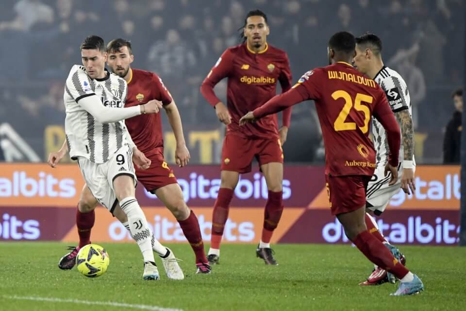 Piłkarze Juventusu i AS Romy