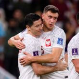 Robert Lewandowski i Krystian Bielik