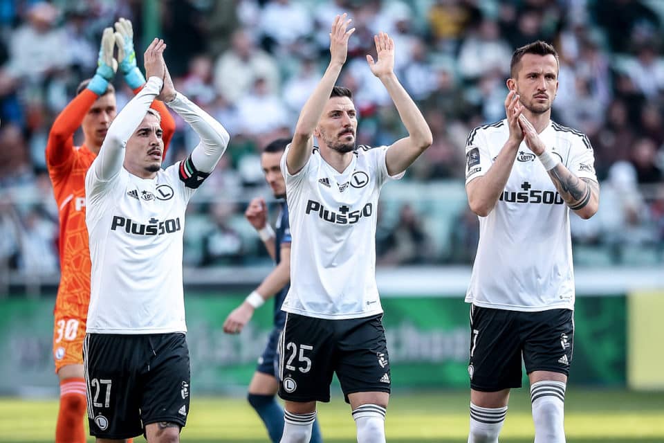Josue, Mladenović i Pekhart