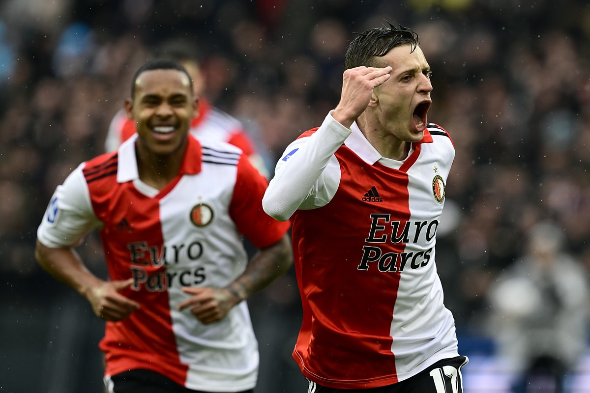 Igor Paixao i Sebastian Szymański (Feyenoord Rotterdam)