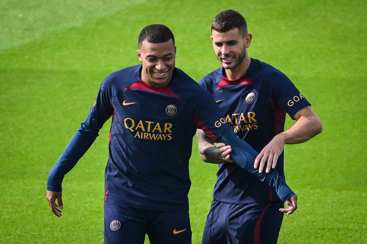 Kylian Mbappe i Lucas Hernandez