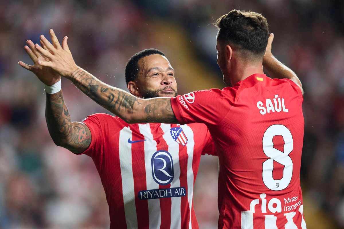 Memphis Depay i Saul Niguez