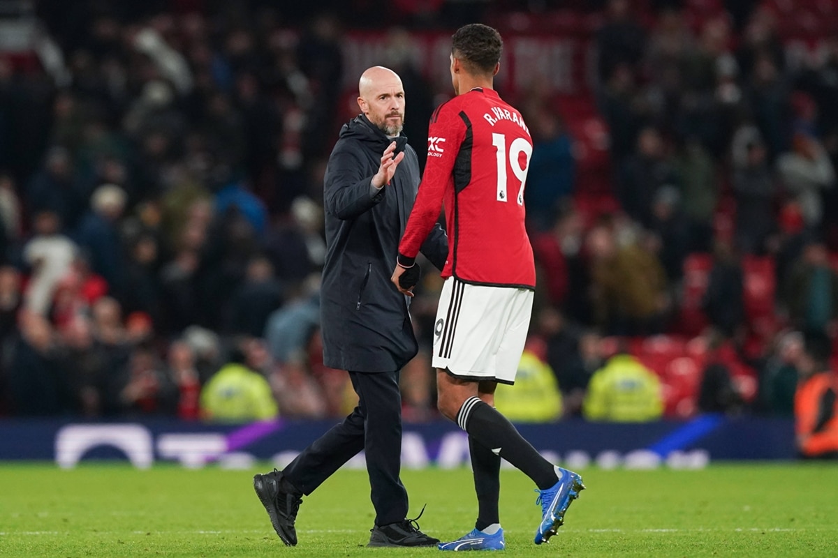 Erik ten Hag i Raphael Varane