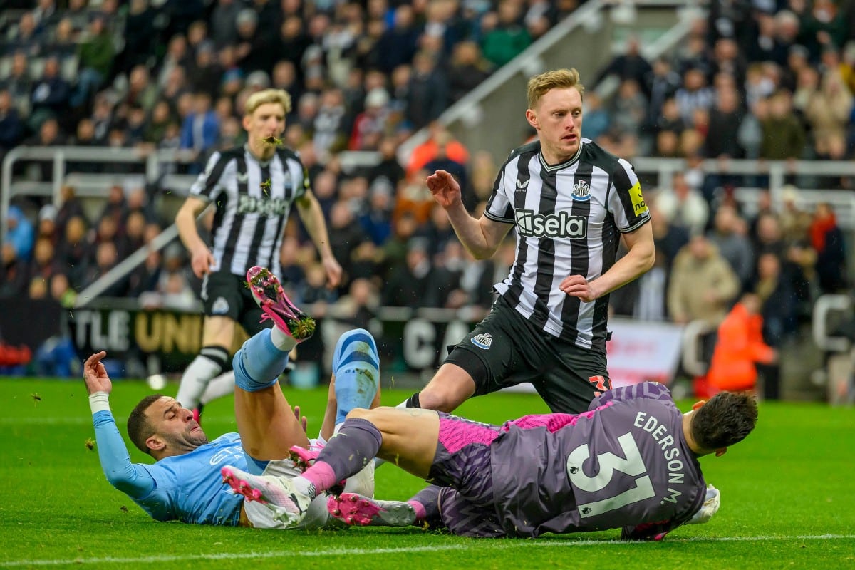 Ederson, Kyle Walker i Sean Longstaff