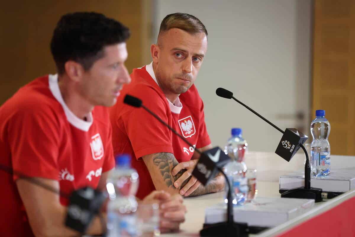 Kamil Grosicki i Robert Lewandowski