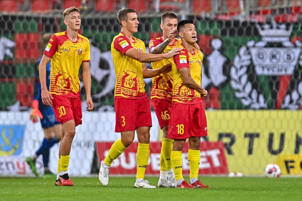 Piłkarze Znicza Pruszków