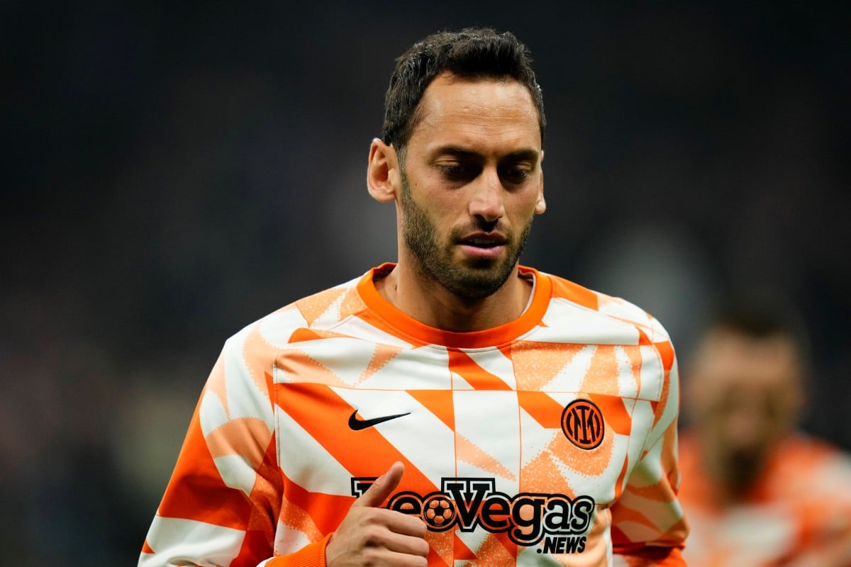 Hakan Calhanoglu