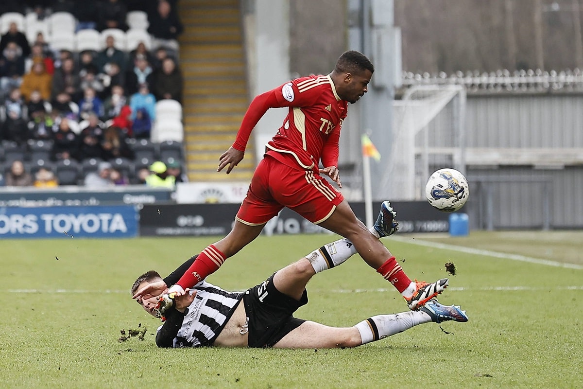 St Mirren v Aberdeen