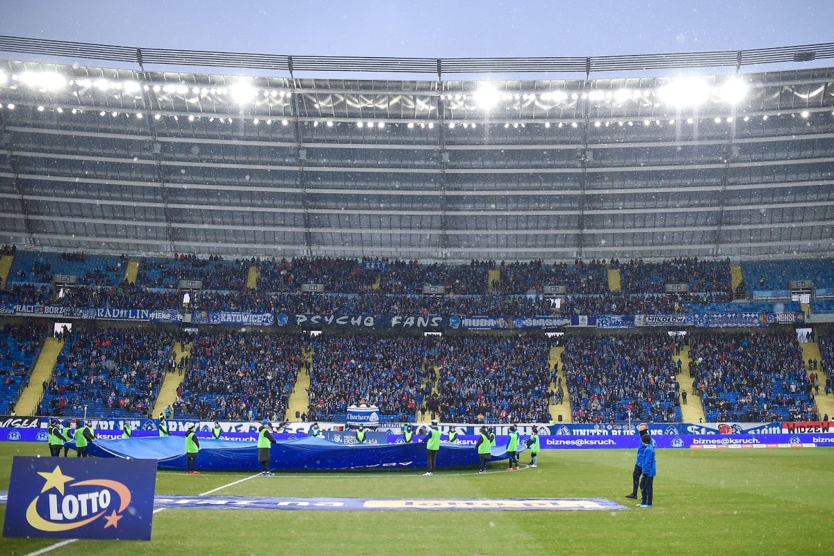 Kibice na Stadionie Śląskim