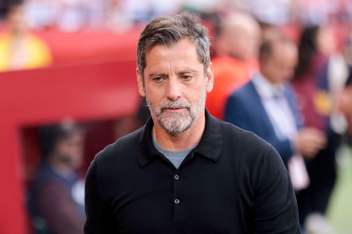 El técnico español realizó una gira por Barcelona.  «No respetan las leyendas»