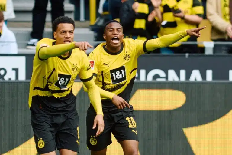 Youssoufa Moukoko i Felix Nmecha