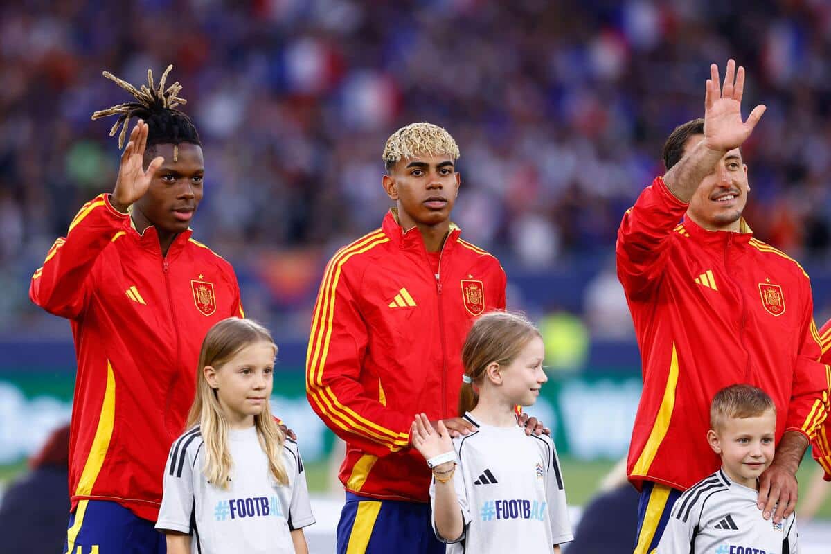 Nico Williams, Lamine Yamal