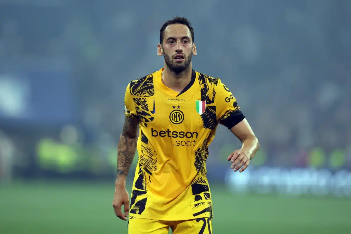 Hakan Calhanoglu