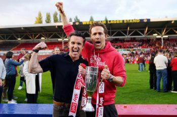 Ryan Reynolds i Rob McElhenney - właściciele Wrexham AFC