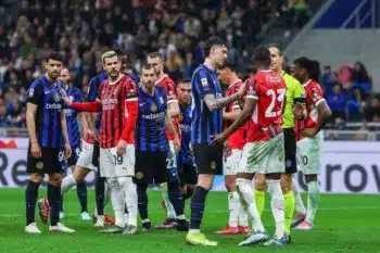 Piłkarze Milanu i Interu