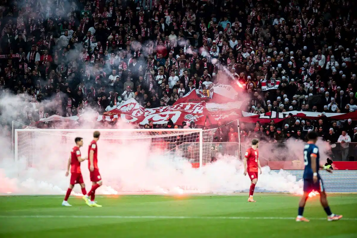 Polska - Holandia. Race