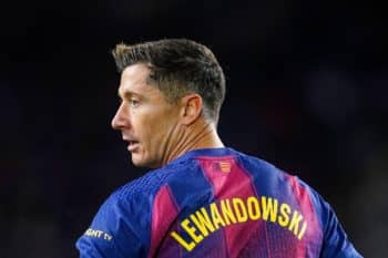 Robert Lewandowski (Barcelona - Elche)