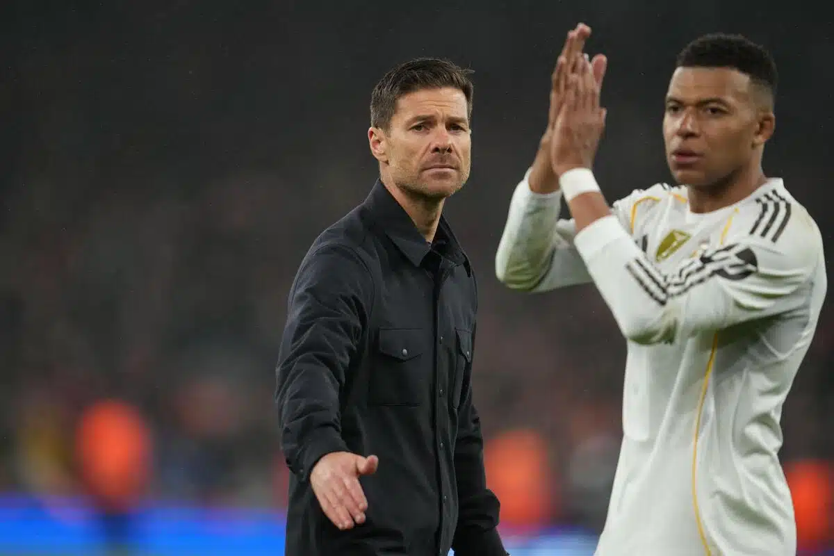 Xabi Alonso i Kylian Mbappe