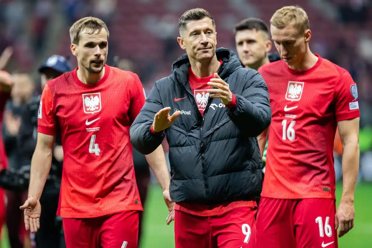 Tomasz Kędziora, Robert Lewandowski i Adam Buksa