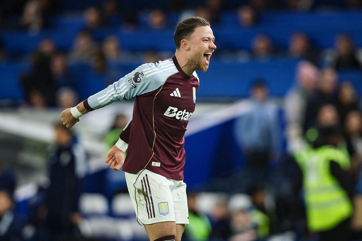 Matty Cash (Chelsea - Aston Villa)