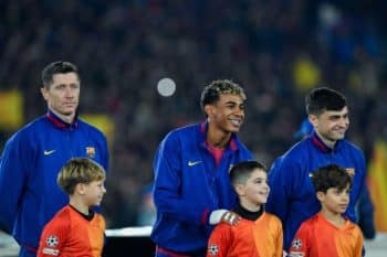 Robert Lewandowski, Lamine Yamal i Pedri (FC Barcelona - Eintracht Frankfurt)