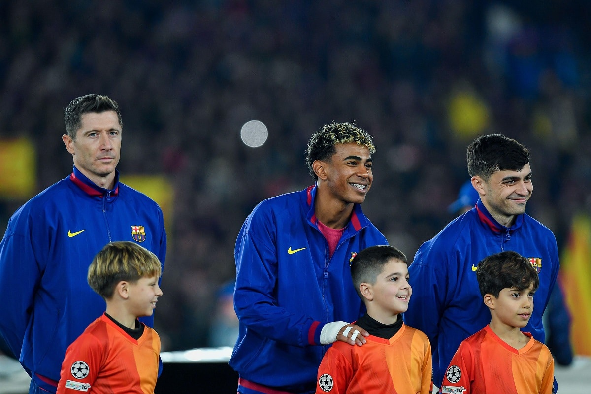 Robert Lewandowski, Lamine Yamal i Pedri (FC Barcelona - Eintracht Frankfurt)