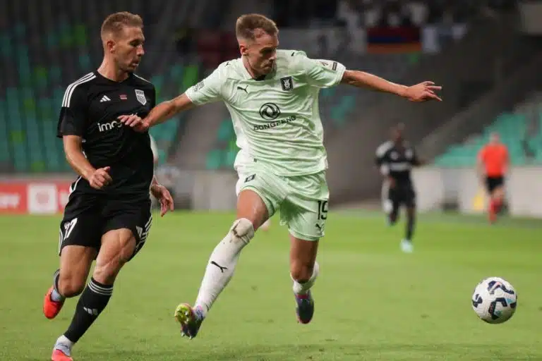 Ivan Durdov (z prawej)