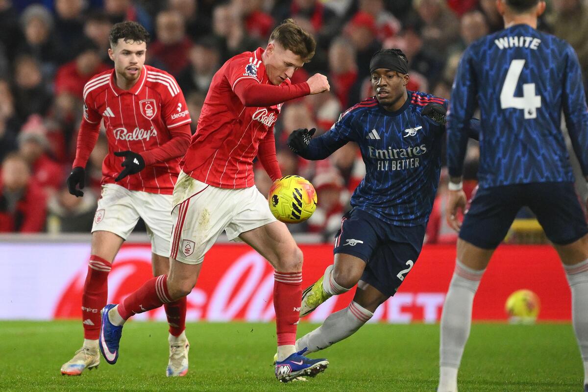 Elliot Anderson i Noni Madueke